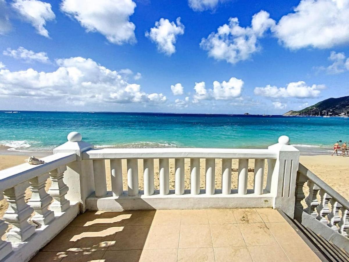 Pavillon Beach 9, Feet In The Water In 그랜드케이스 외부 사진