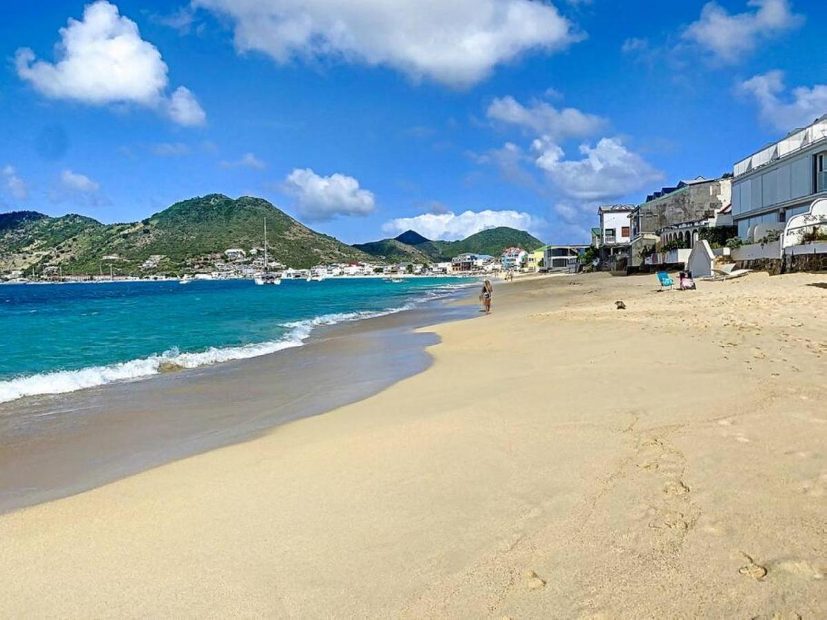 Pavillon Beach 9, Feet In The Water In 그랜드케이스 외부 사진